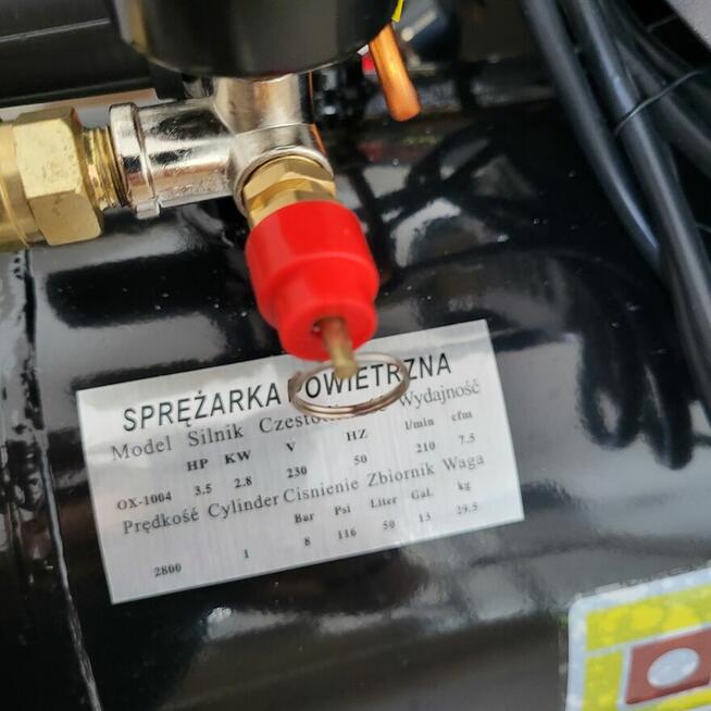 Kompresor Sprężarka 50l 8BAR 3,8KM 210L/Min 230V