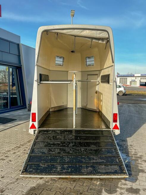 przyczepa do koni używana koniara końska koniowóz 2 konna