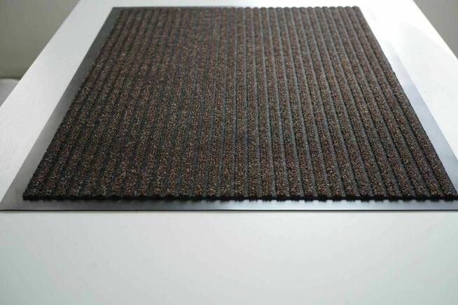 Wycieraczka wejściowa 80x120 prążek mata gumowa brąz