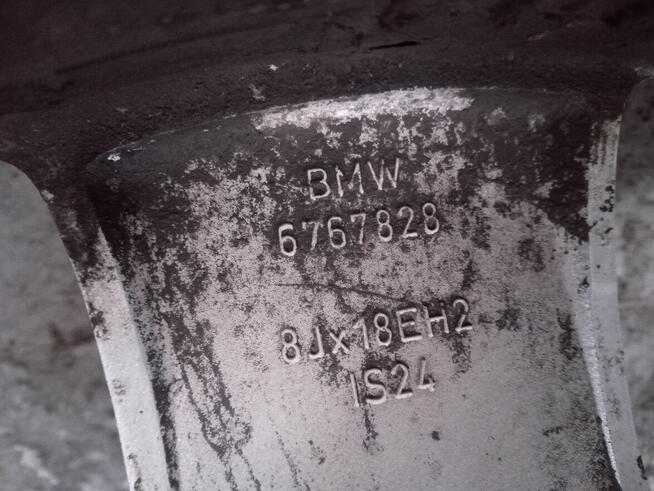 Felgi Bmw 18 cali z oponami