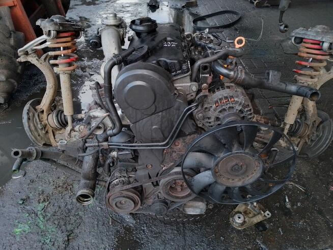 SILNIK 1.9 TDI 130KM ozn. AVF