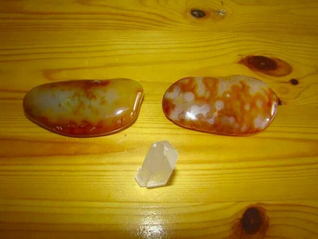 Kamienie, do masażu, masaż, agaty, kryształ, kijki, bambusow