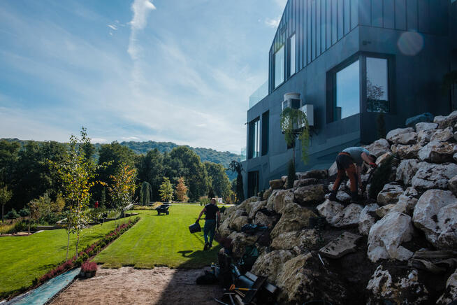 Firma ogrodnicza, usługi ogrodnicze, ogrodnik - SUNGARDEN
