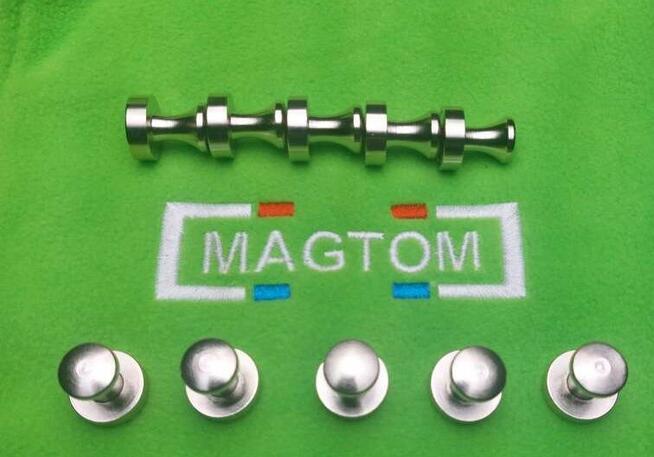 Pionek przycisk metalowy do tablicy gabloty czy na lodówkę