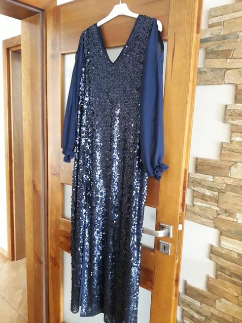 Granatowa dluga sukienka z cekinami roz 48