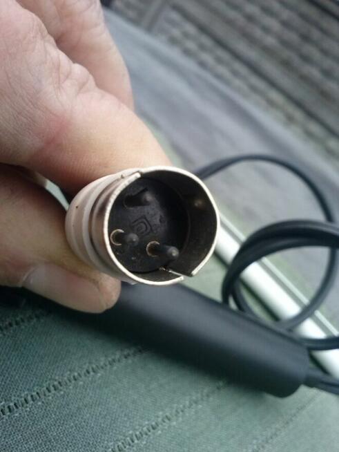 Mikrofon przewodowy, 20 zł.