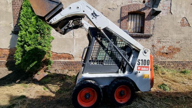 Wynajem miniładowarki BOBCAT Uslugi Ladowarką Wrocław Kąty