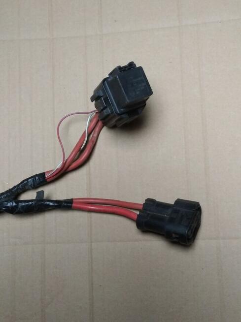 BMW 3 F30 31 LCI Lift Sport Line kratka łezka 7396854 osłona