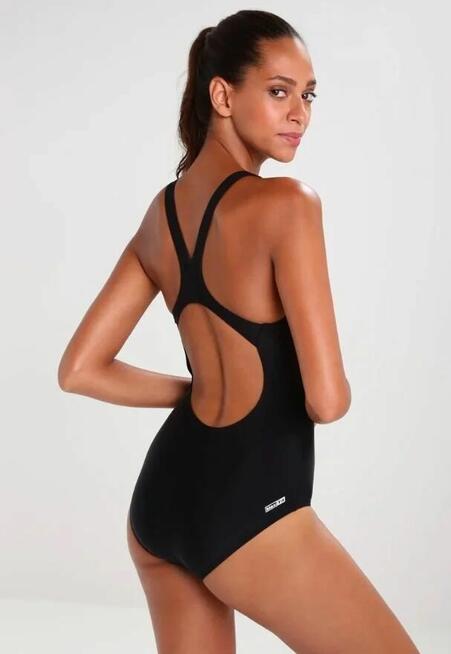 34 Arena Strój kąpielowy jednoczęściowy czarny