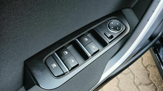 Kia Nowy Ceed Wyprzedaż rocznika 2023! Gotowy do odbioru! Atrakcyjna cena! Sprawdz!