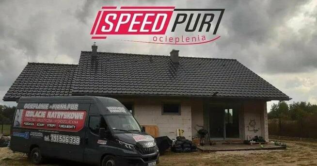 Ocieplanie Piana Pur Strop Wiązary Budowa Głogów Poddasze