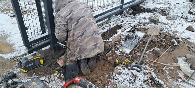 Serwis napędów do bram