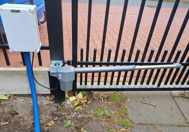 Napęd do bramy przesuwnej