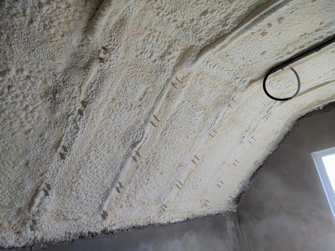 Ocieplenia Pianą Pur Izolacje natryskowe