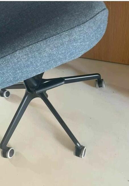 Fotel biurowy Ikea JÄRVFJÄLLET IDEALNY JAK NOWY