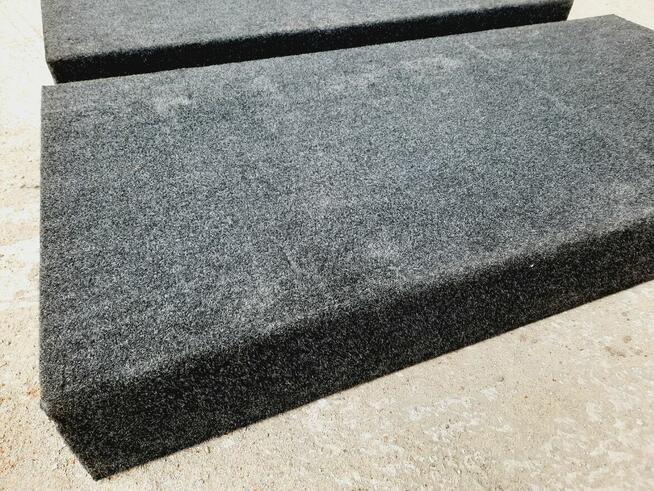 Podest tapicerowany wykładziną filcową 125x60 130x50