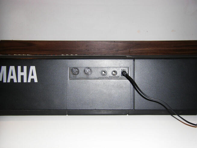 Yamaha PSR-400, 100% sprawna, zasilacz.