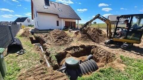 Minikoparka wywrotka