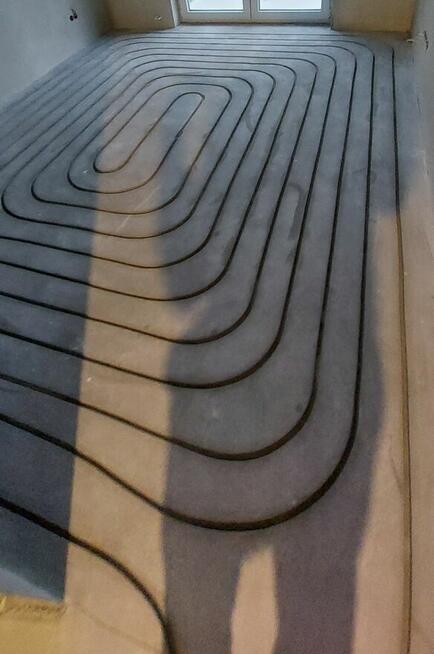 Frezowanie posadzki pod ogrzewanie podłogowe – Czyste powiet