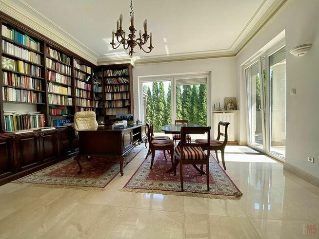 Dom Warszawa Bielany (Młociny), Dankowicka