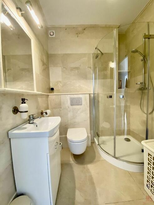 Dom Warszawa Bielany (Młociny), Dankowicka