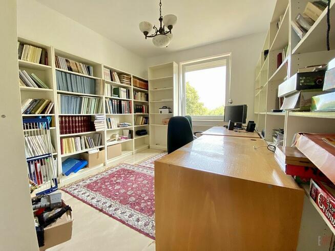 Dom Warszawa Bielany (Młociny), Dankowicka