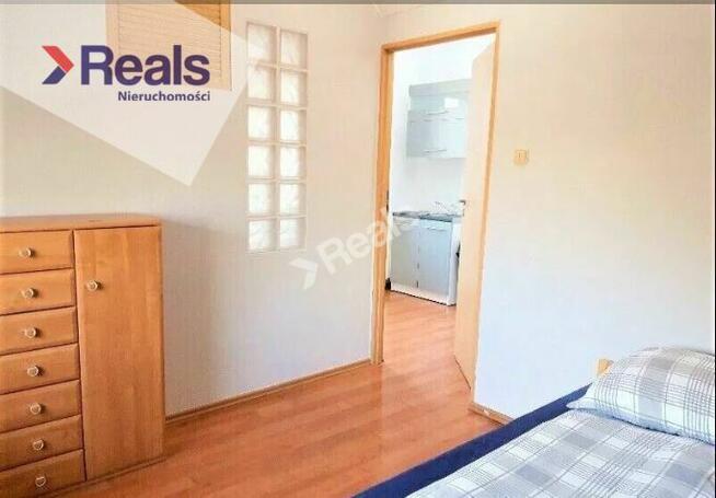 Hostel, dwa budynki, 17 pokoi, całość wynajęta