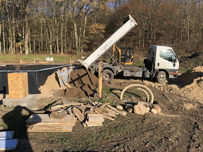 Minikoparka, wywrotką, wykopy, niwelacja