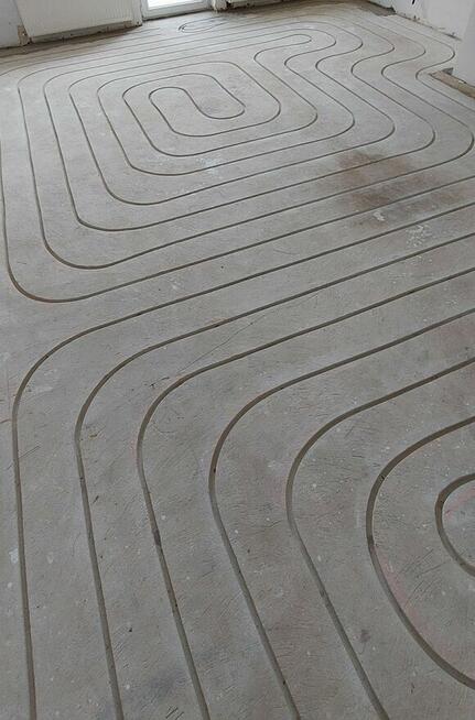 Frezowanie posadzki pod ogrzewanie podłogowe