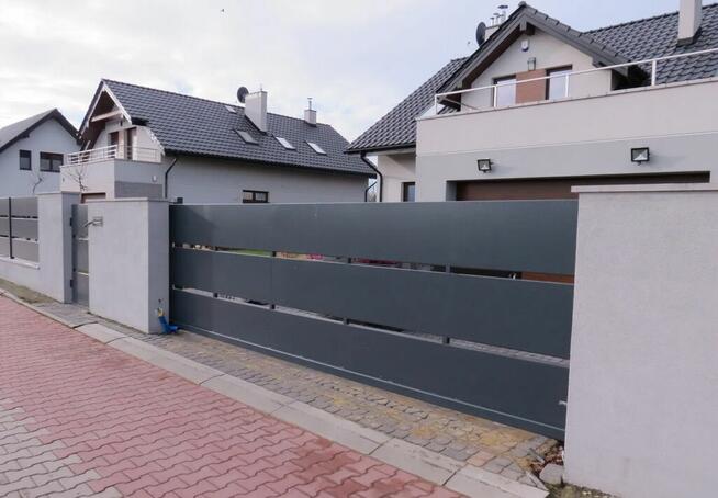 Brama dwuskrzydłowa kpl. słupy D06 ocynk+kolor 150x400cm
