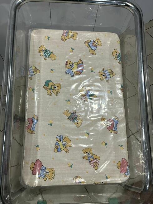 Łóżeczko szpitalne noworodkowe