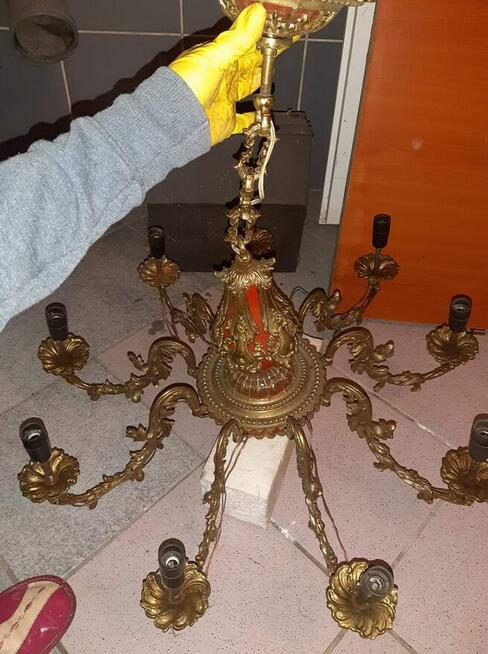 Oryginalny mosiężny żyrandol z pocz. XX w.