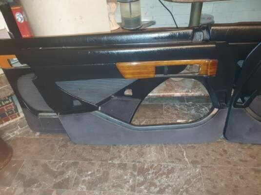 Konsola z boczkami drzwi do Mercedesa 126 s klasa