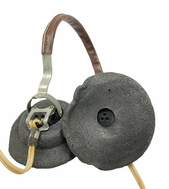 Stare słuchawki radiowe TA-4