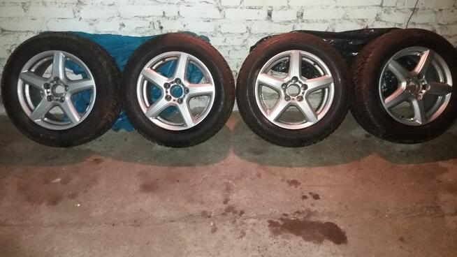 Sprzedam alufelgi z oponami do MB i VW.