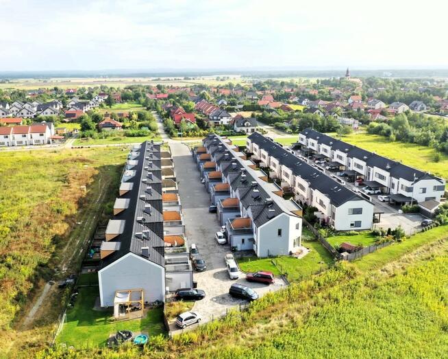 ▶5 Pokoi ✔Światłowód ✔Garaż ✔Taras ✔Gładzie ✔Alarm