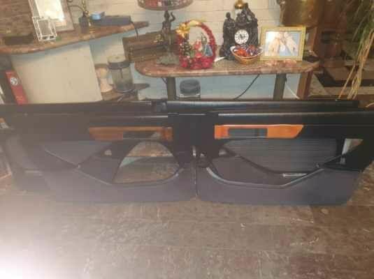 Konsola z boczkami drzwi do Mercedesa 126 s klasa