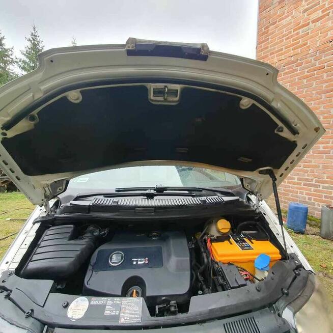Sprzedam części lub w całości Seata Alhambra 2003 1.9 TDI z