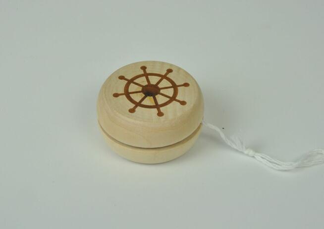 Jojo drewniane z własnym grawerem 5 cm x 2,8 cm 10szt.