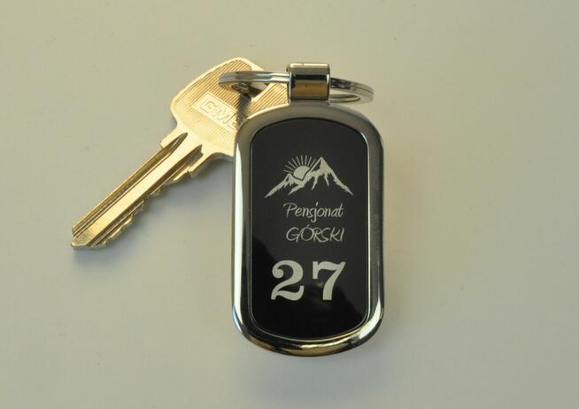 Breloki, numerki do pensjonatu z własnym grawerem 10szt.