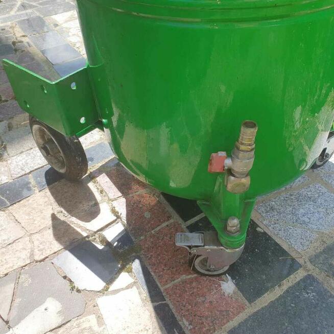 Zbiornik do odsysania paliwa oleju