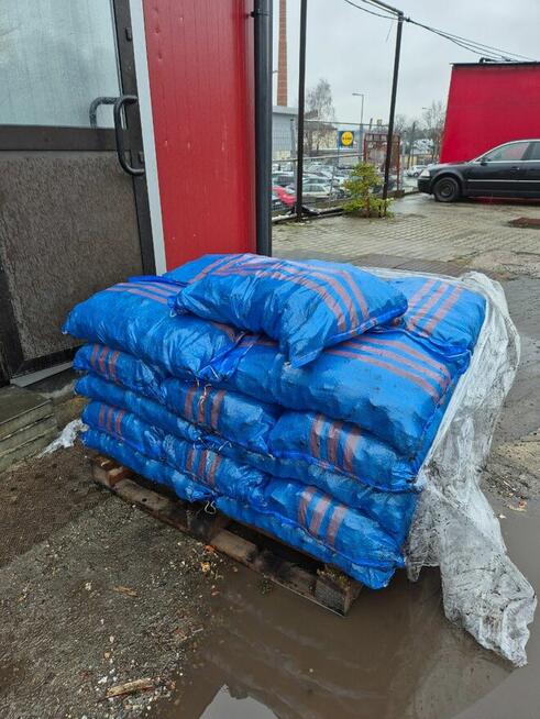 Skład opalu węgiel drewno gaz brykiet ekogroszek