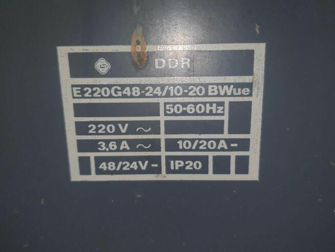 Prostownik do ładowania akumulatorów na miedzi, produkcji DDR