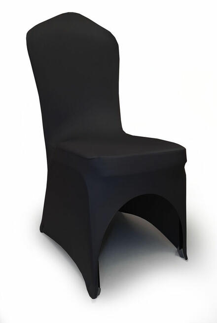 Czarne elastyczne pokrowce na krzesła bankietowe