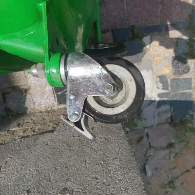 Zbiornik do odsysania paliwa oleju