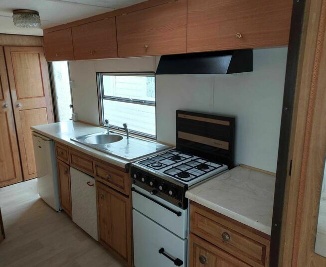 Domek holenderski, angielskie CARNABY RANCHERD W1531 Camplas