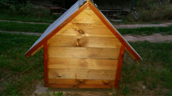 buda dla psa ocieplona