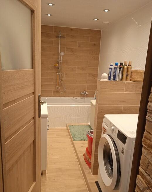 Sprzedam przestronne mieszkanie