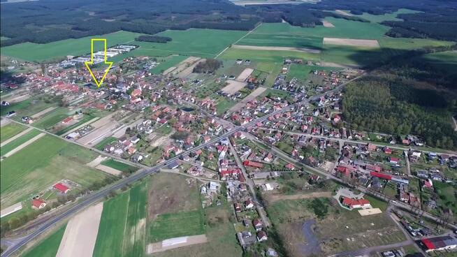 Piękna regularna działka nad stawem 1001m Niedoradz