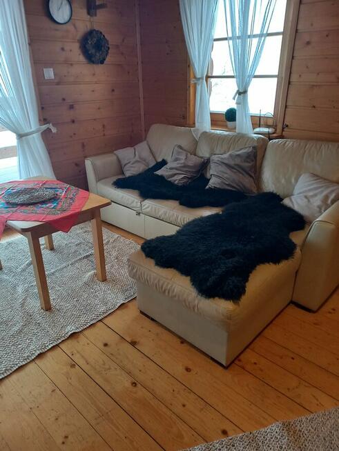 DOMEK APARTAMENT NA SZCZYCIE GÓRY